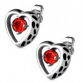 Par de pendientes de mujer de acero con circonitas rojas y corazón gótico
